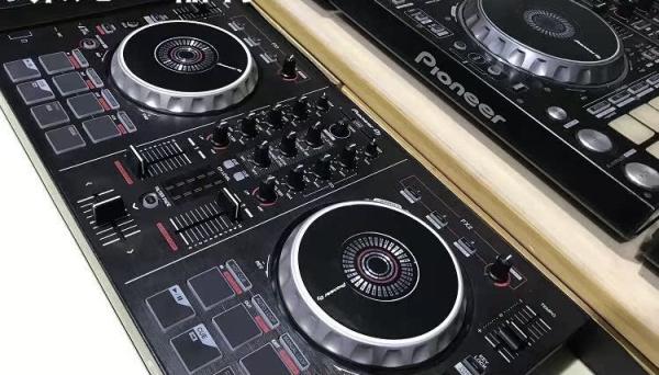 НАКЛЕЙКА НА ДЖОГ